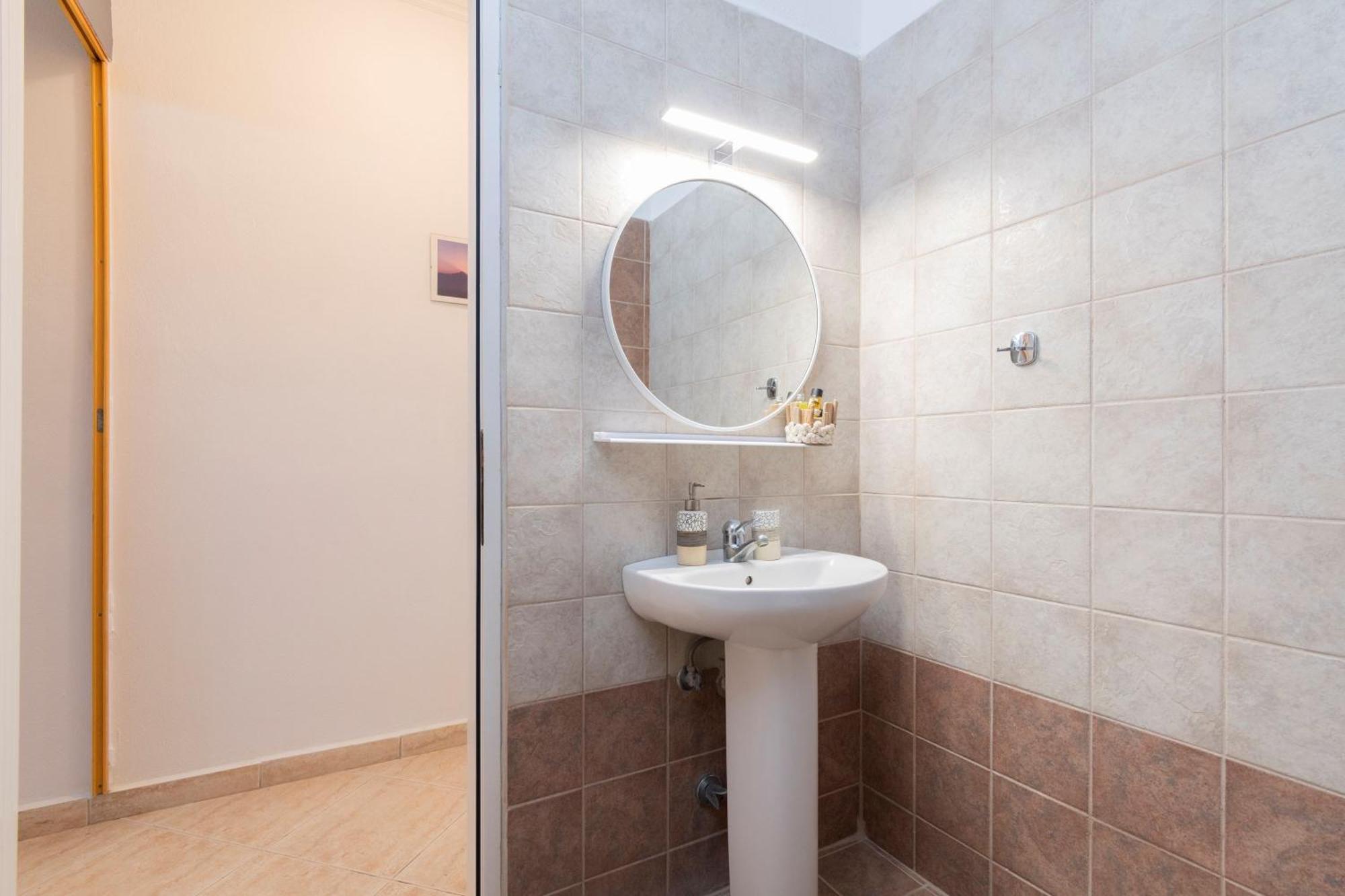 House Niki Lägenhet Sarti Exteriör bild