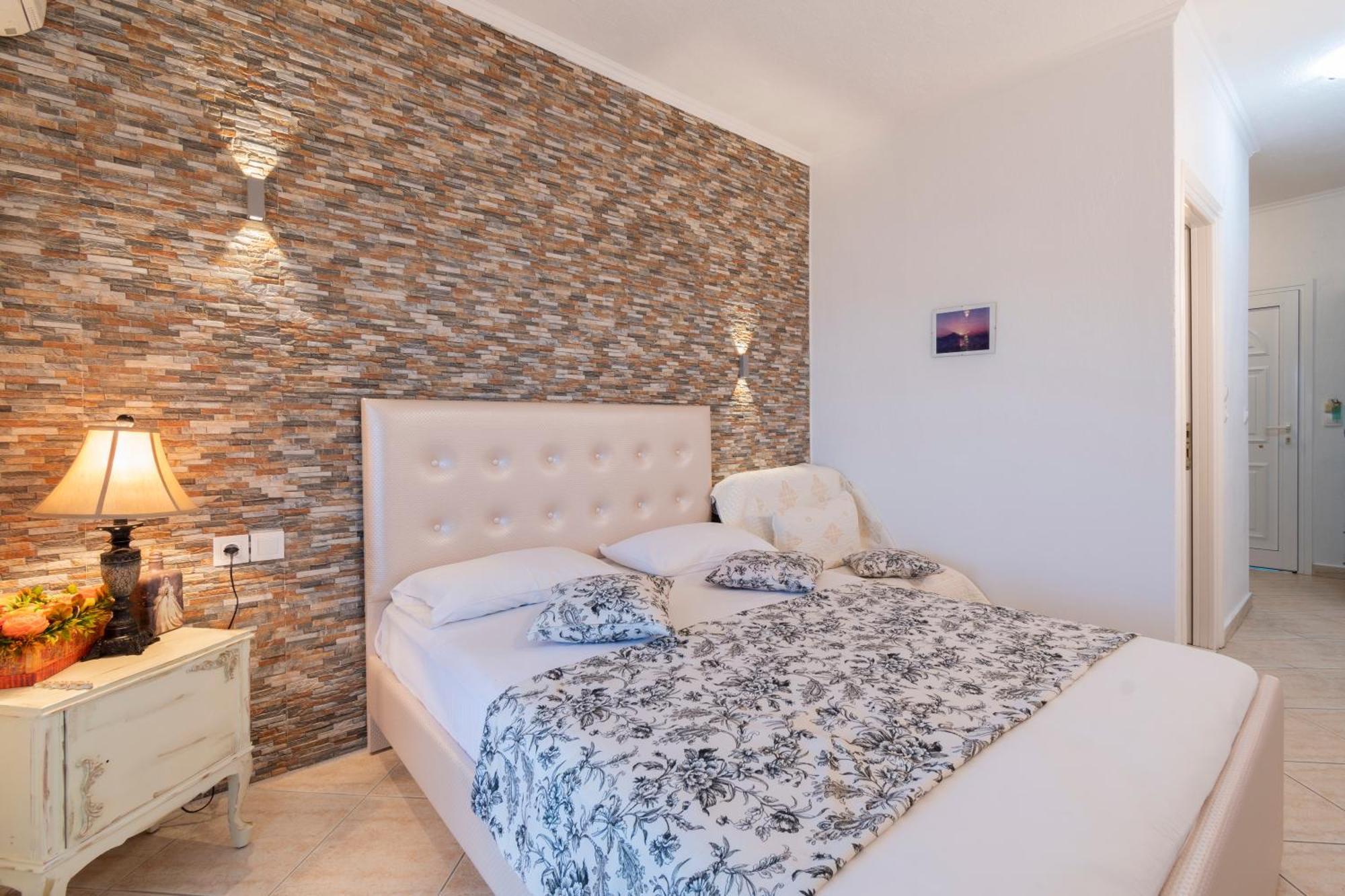 House Niki Lägenhet Sarti Exteriör bild