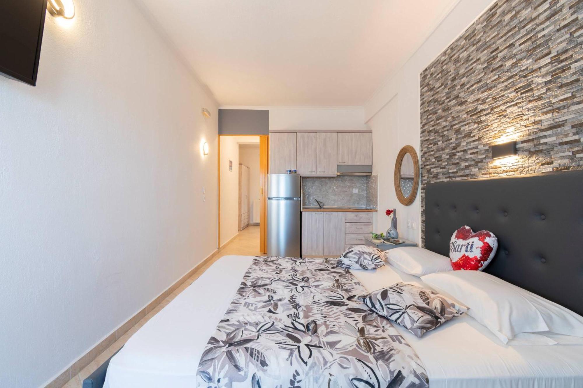 House Niki Lägenhet Sarti Exteriör bild